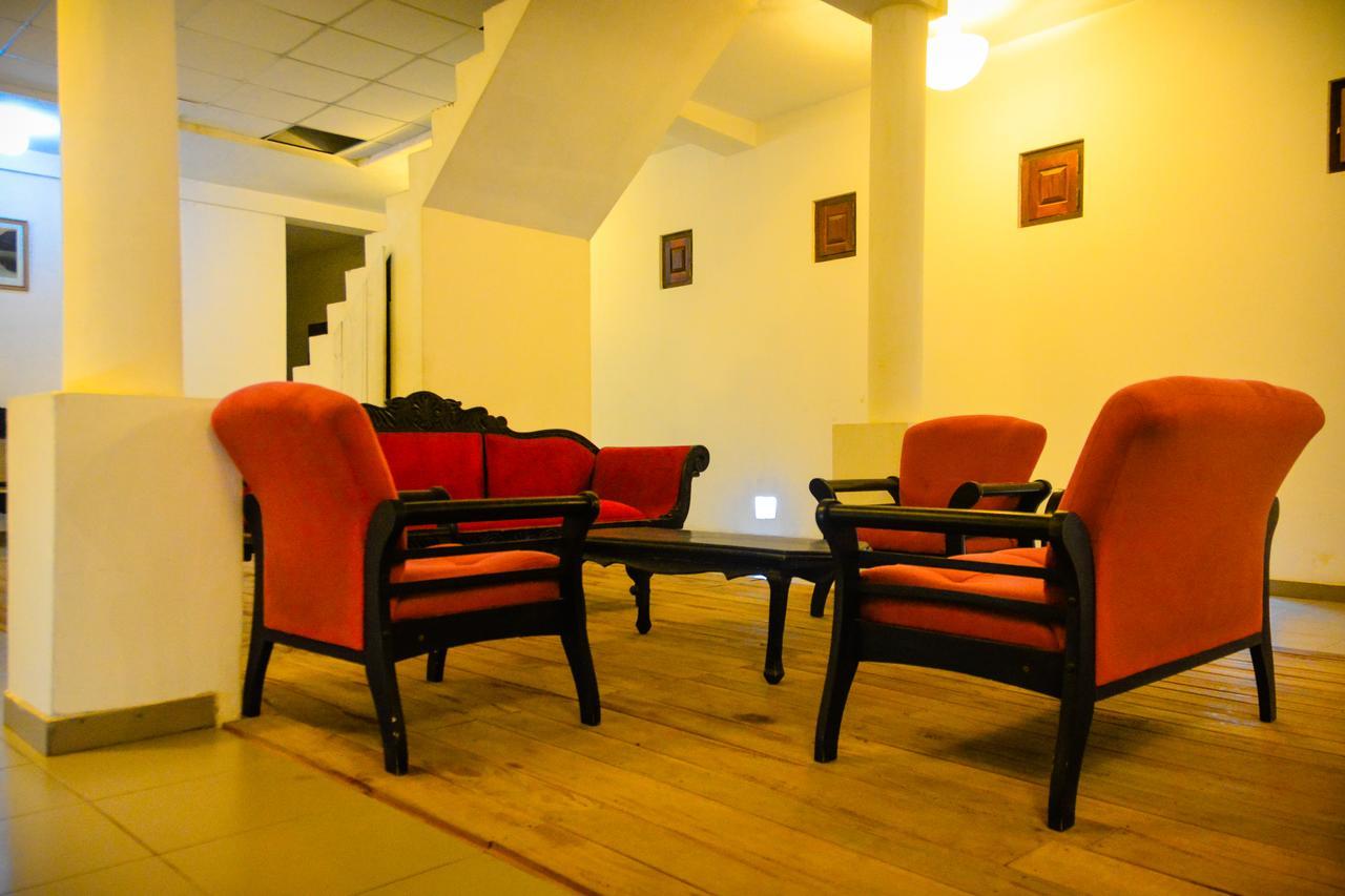 Rainbow Beach Hotel Negombo Luaran gambar