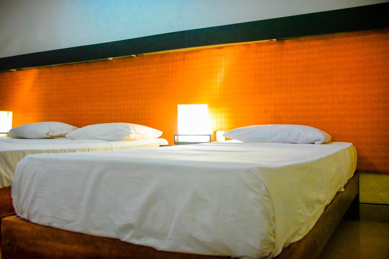 Rainbow Beach Hotel Negombo Luaran gambar