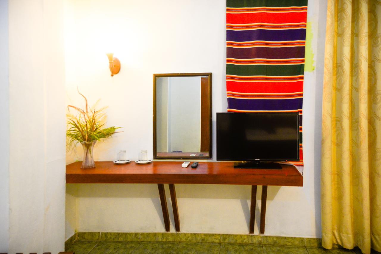 Rainbow Beach Hotel Negombo Luaran gambar