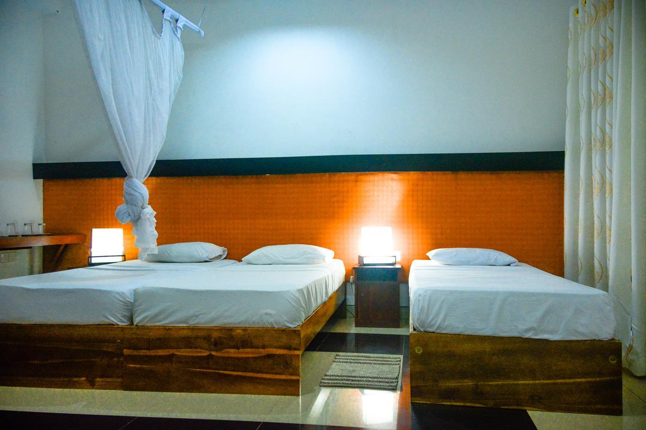 Rainbow Beach Hotel Negombo Luaran gambar