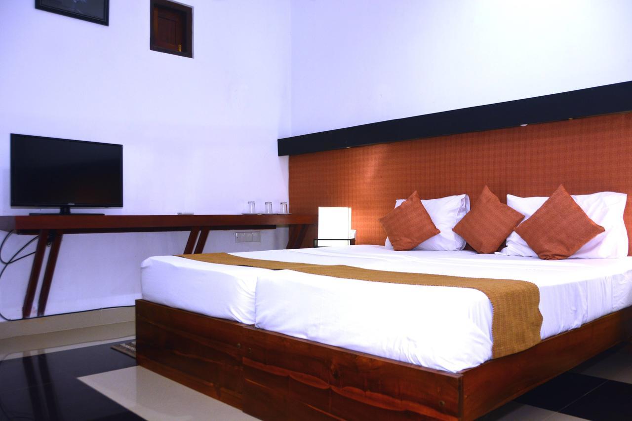 Rainbow Beach Hotel Negombo Luaran gambar